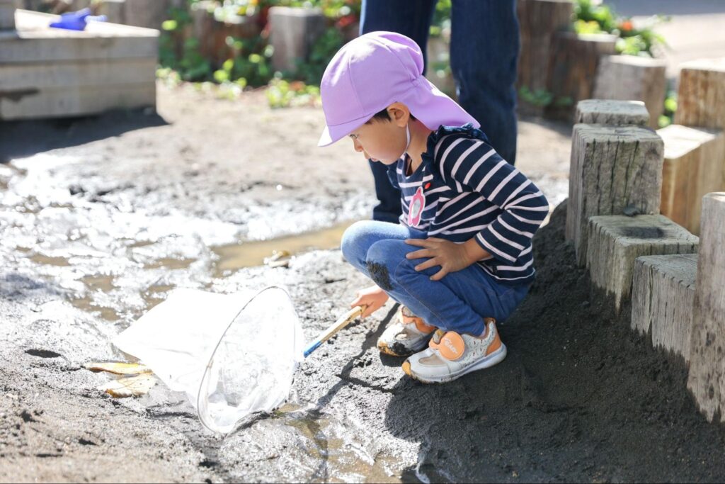 子どもの成長を促す自然遊びの7つのメリット