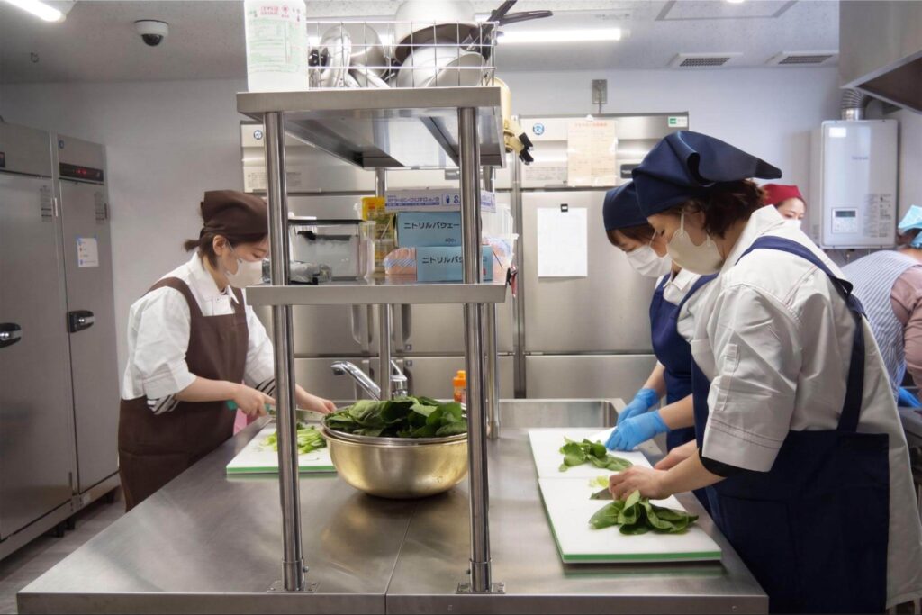 なぜ「自園調理」なのか？手作り給食にかける園長の想い
